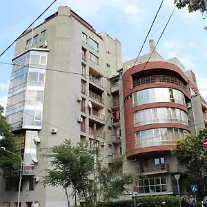 On Gia Chanturia 5 Тбилиси